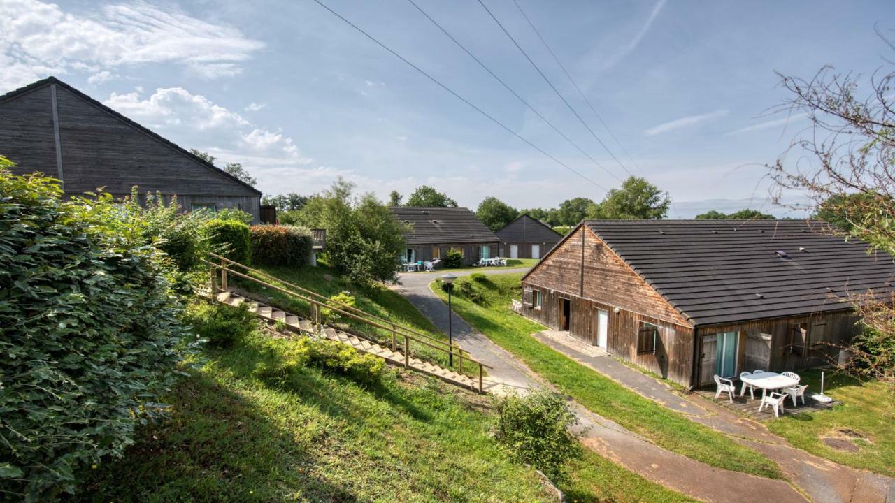 Vacanceole - Residence Le Domaine Du Bosquet เอเกลอตงส์ ภายนอก รูปภาพ